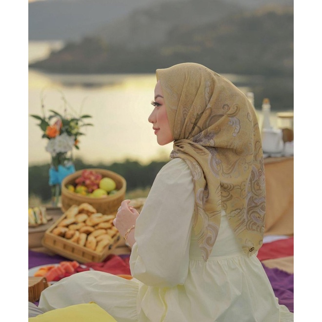 BUTTONSCARVES THE WAVE SUNRISE TITIPAN