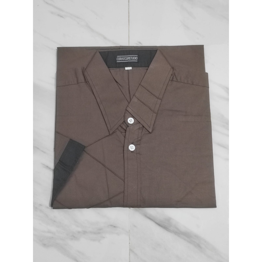 REAL PIC 0002 Hem Pria Kemeja Cowok Jumbo Big Size Lengan Pendek Polos COKLAT TUA GELAP X HITAM