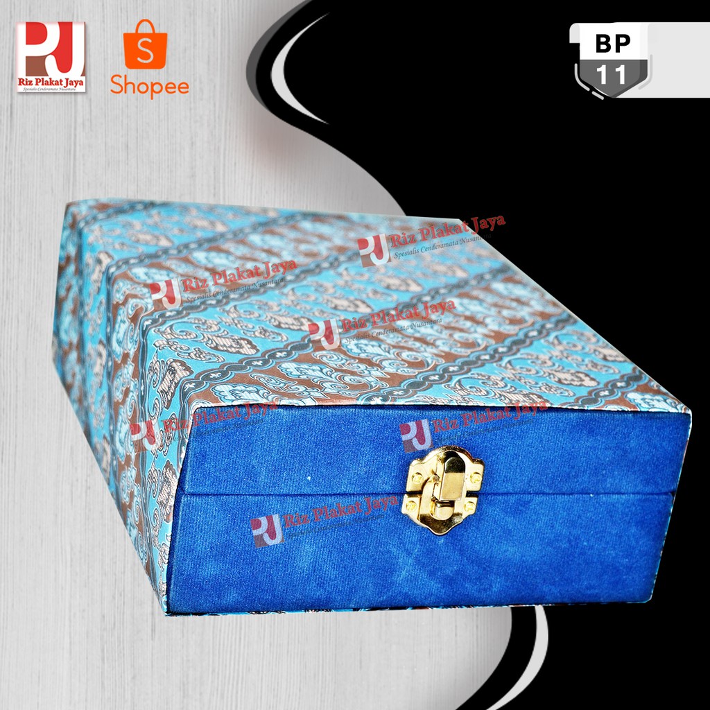 Jual Box Plakat Akrilik Murah dan Custom