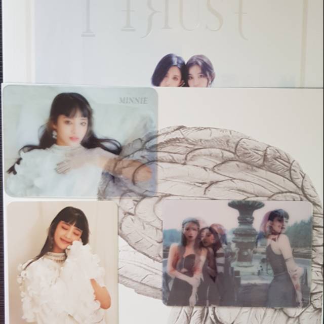 (Booked) Unsealed I Trust Album Gidle - All Minnie