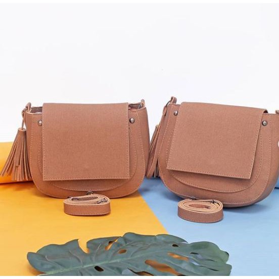 Tas Monalisa - Pusat Tas Selempang Grosir Sling Bag Wanita Termurah Terlengkap