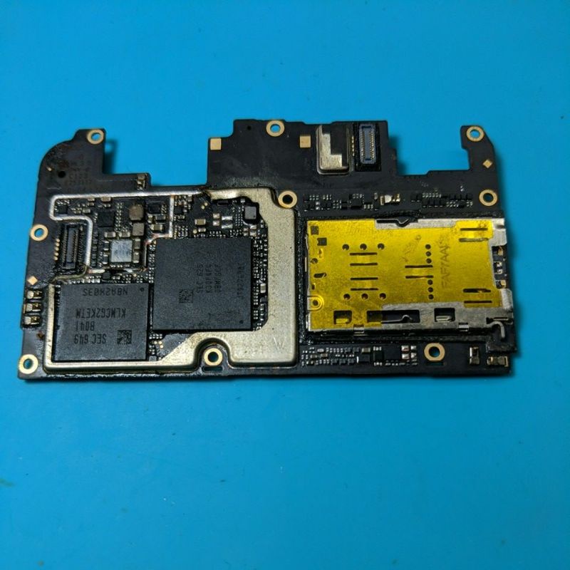 Mesin Oppo F3 Plus Minus Lampu Mati, Kondisi Mesin Nyala, Sudah Pernah Service Coil Saja.
