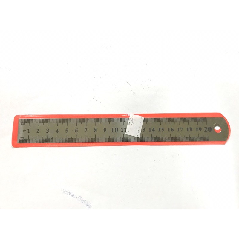 

Mistar Besi 20 cm
