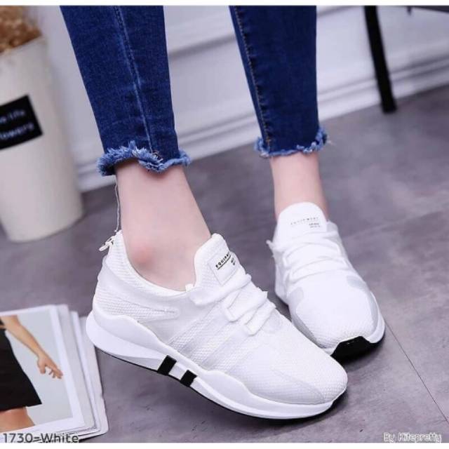 [NS38] Sepatu Sapatu Spatu Kets Ket Keds Kats Sneakers Snikers Snekers Olahraga Wanita Cewek Korea