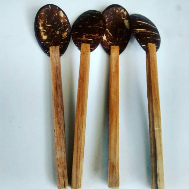 Sendok tempurung kelapa