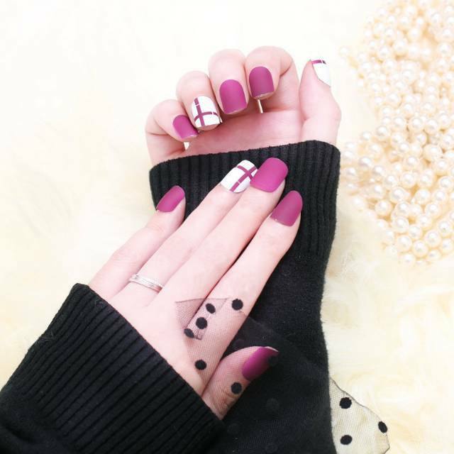 KUKU PALSU KARAKTER PRINTED NAILS KODE TJP 302 - MATTE (PURPLE)