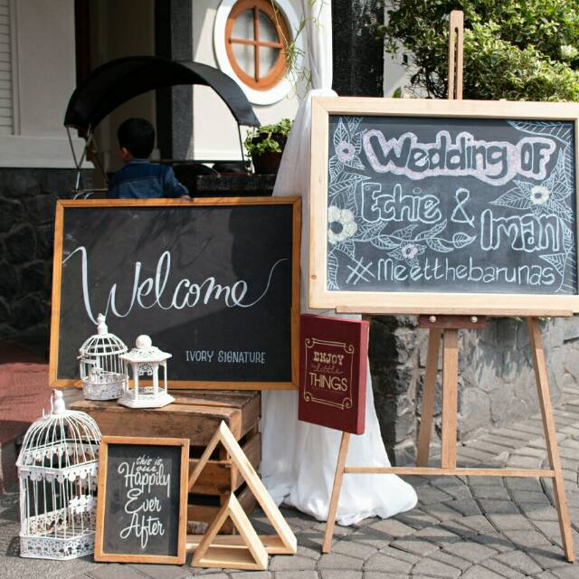 

[B02] papan tulis kayu 50 x 80