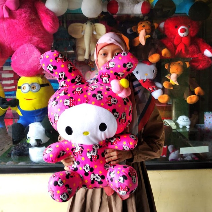 BONEKA MELODY teman HELLO KITTY bahan oke