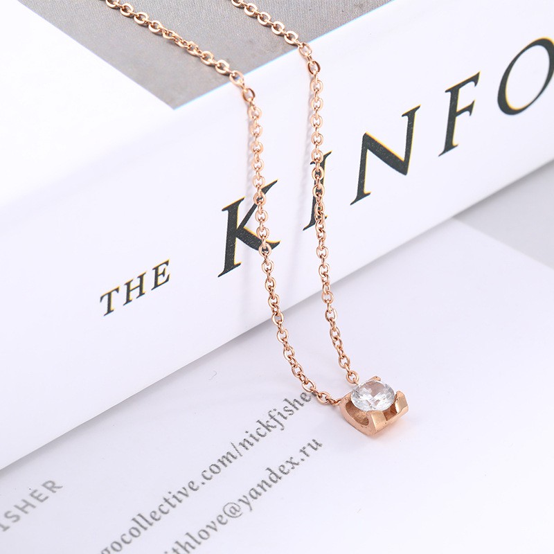 Kalung Titanium Wanita Anti Pudar Model Petak Mata zircon