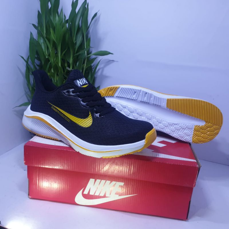 Sepatu Nike Zoom Terbaru Sepatu Running murah Sepatu Sneakers santai termurah Sepatu Olahraga Dan sekolah