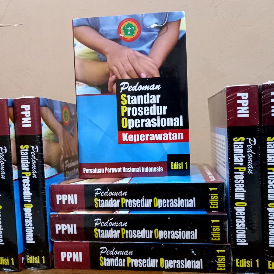 

Buku Pedoman Standar Operasional Keperawatan Original