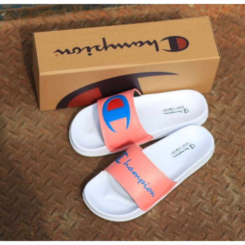 Sandal Champion White Punch Pink