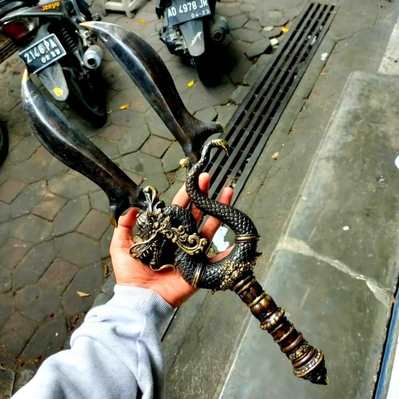 Pataka majapahit NagaBumi 3kg