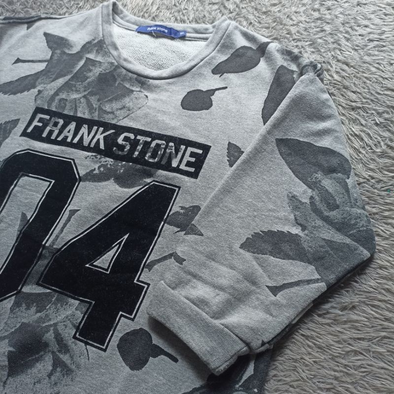 T-shirt flower frank stone