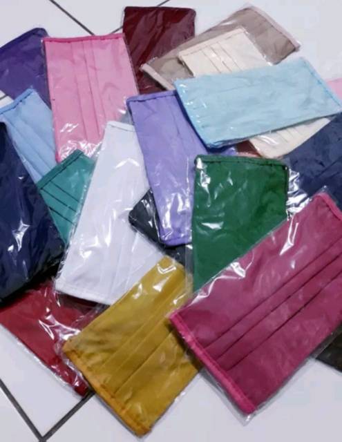 Masker Hijab Jilbab Masker Kain Masker Motor Pria Wanita Hitam polos