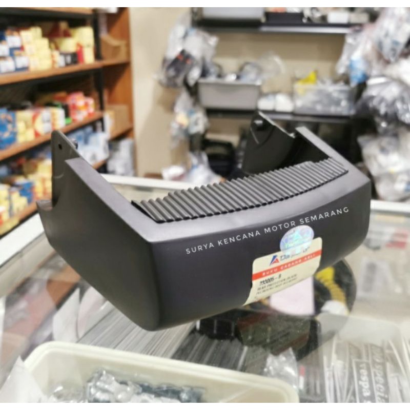 Kepet buntut bemper belakang Vespa Excel Spartan Danmotor asli original