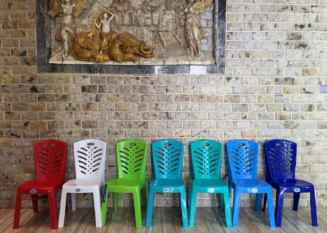 Kursi Plastik Napolly Big 209