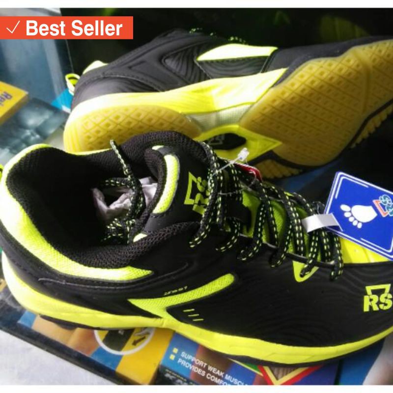 Sepatu Olahraga murah Harga Terjangkau / SEPATU BADMINTON RS JF 891