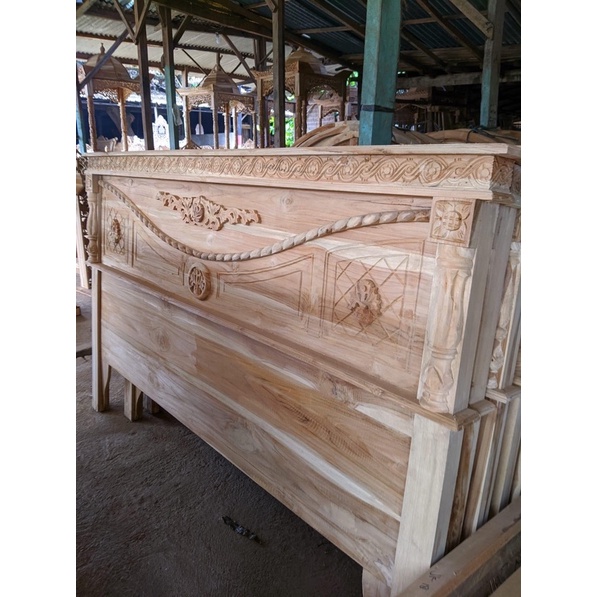 RANJANG KAYU DIPAN TEMPAT TIDUR KAYU JATI ( MENTAH ) PUTRA TIDAR FURNITURE JEPARA