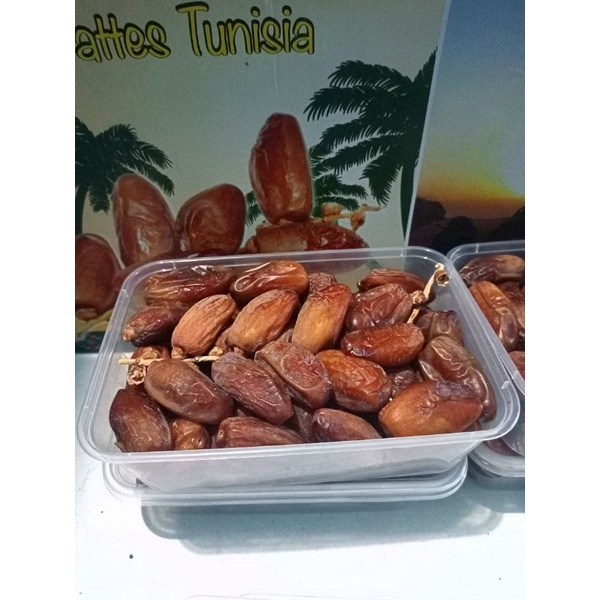 

Kurma Tunisia Tangkai | Kurma Tunisia | Kurma Tangkai | Kurma Tunisia Madu | Kurma tunisia tangkai LINA DATES 500gr