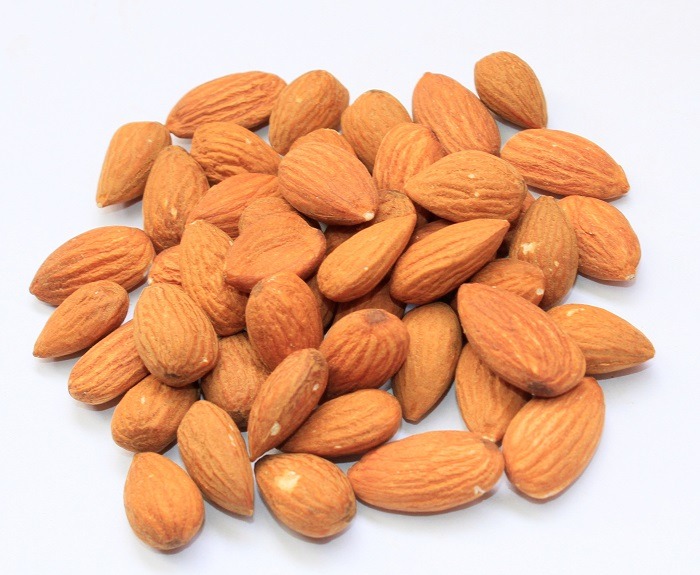 

Kacang Almond Premium