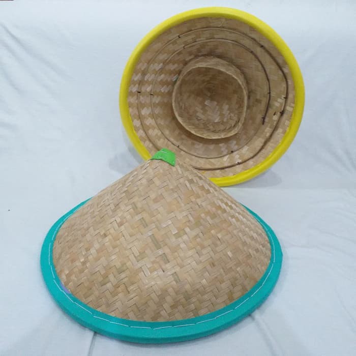 Topi Anyam Rotan Petani List Warna Diameter 40-45 cm/Topi Tukang Kebun