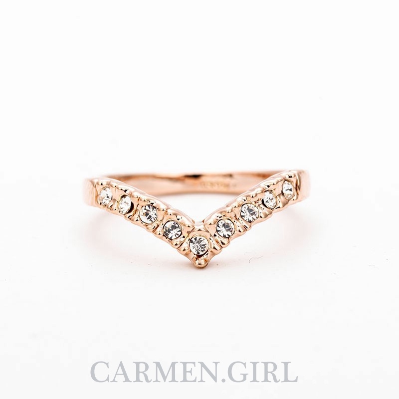 Cincin Wanita Titanium Anti Karat New Fashion V Diamond Love Heart Cincin Murah Korea E03