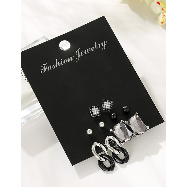 LRC Anting Tusuk Fashion Silver Crystal Earrings Set D57196