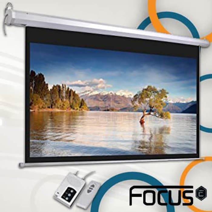 Wall Screen Focus 70 inch Motorized