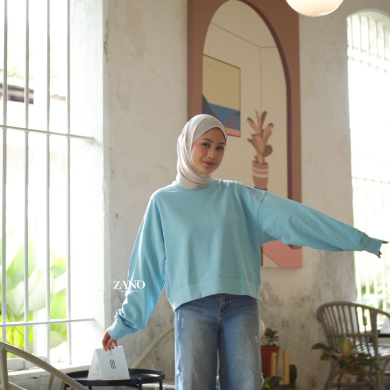 ZANO BASICS Sweater Crop Blue Love