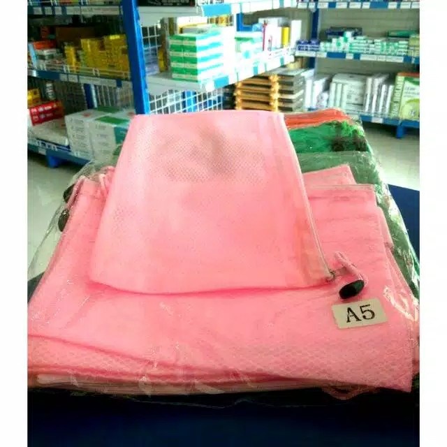 

Map Zipper A5