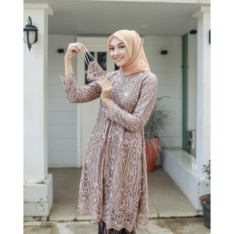 Vanriz Kebaya-Kebaya Tunik TIle Ozara