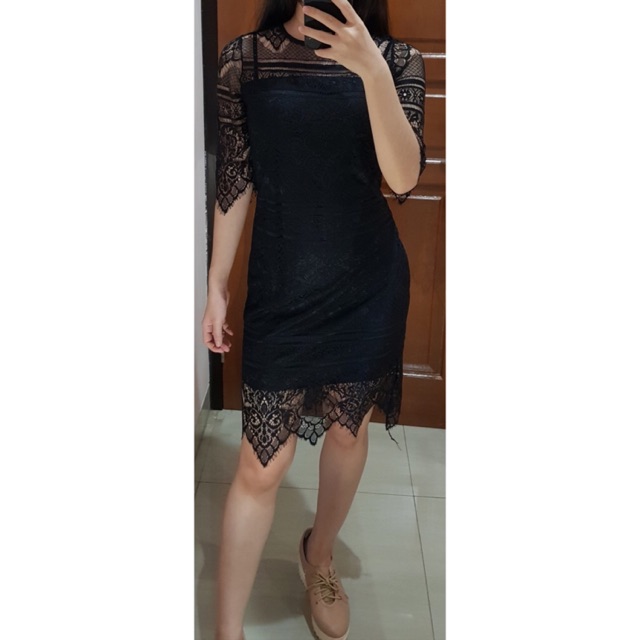 933 ferina bodycon lace dress