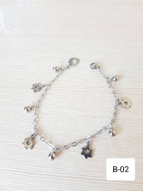 SET Gelang Tangan Kaki Bunga Titanium Silver Antikarat selamanya