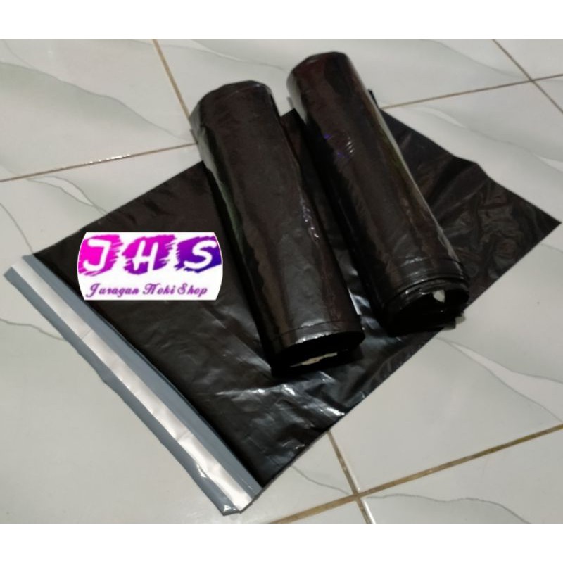 

Isi 100Lbr UK 20x30 Packaging Plastik Polymailer HITAM,PUTIH,SILVER
