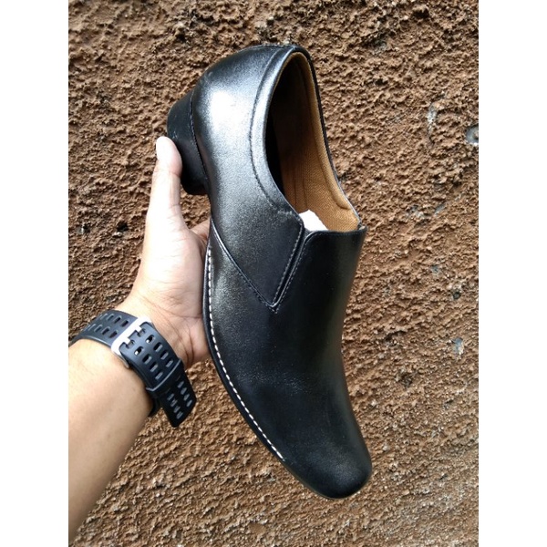 SEPATU KULIT ASLI UNTUK PRIA ASLI KULIT