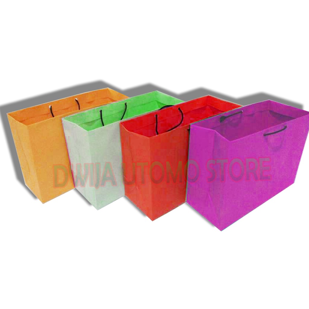 

Paper Bag Warna, Paperbag Warna, Tas Kertas Warna Polos BC (Brief Card) 30x12x20