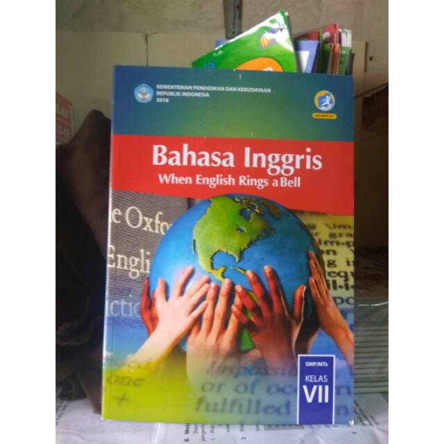 

Buku Bahasa Inggris SMP kelas VII Kurtilas Diknas