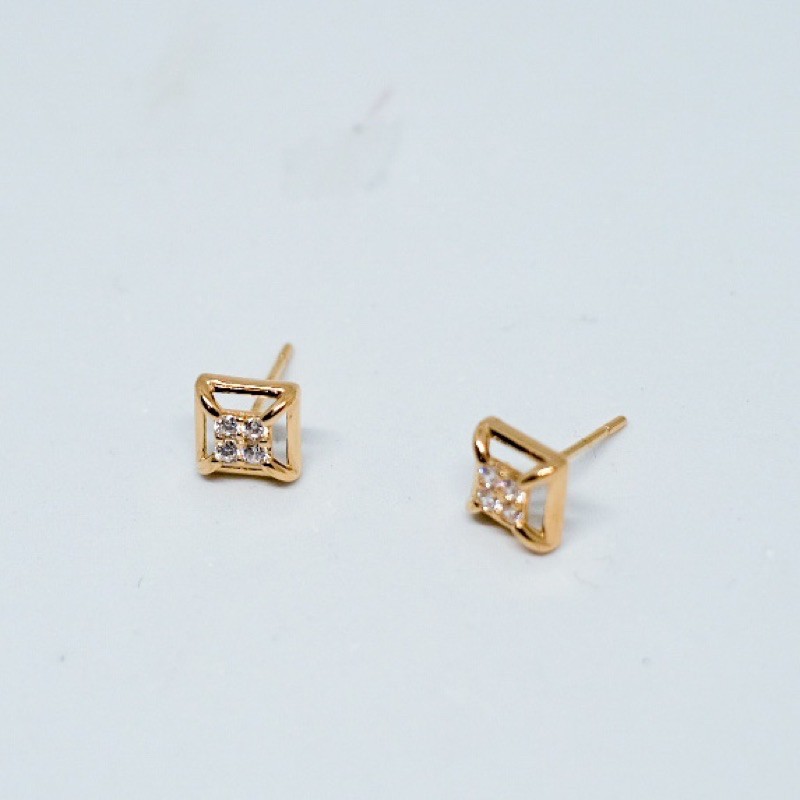 anting stud emas 6 karat kotak permata