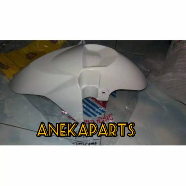 Spakbor depan beat karbu putih