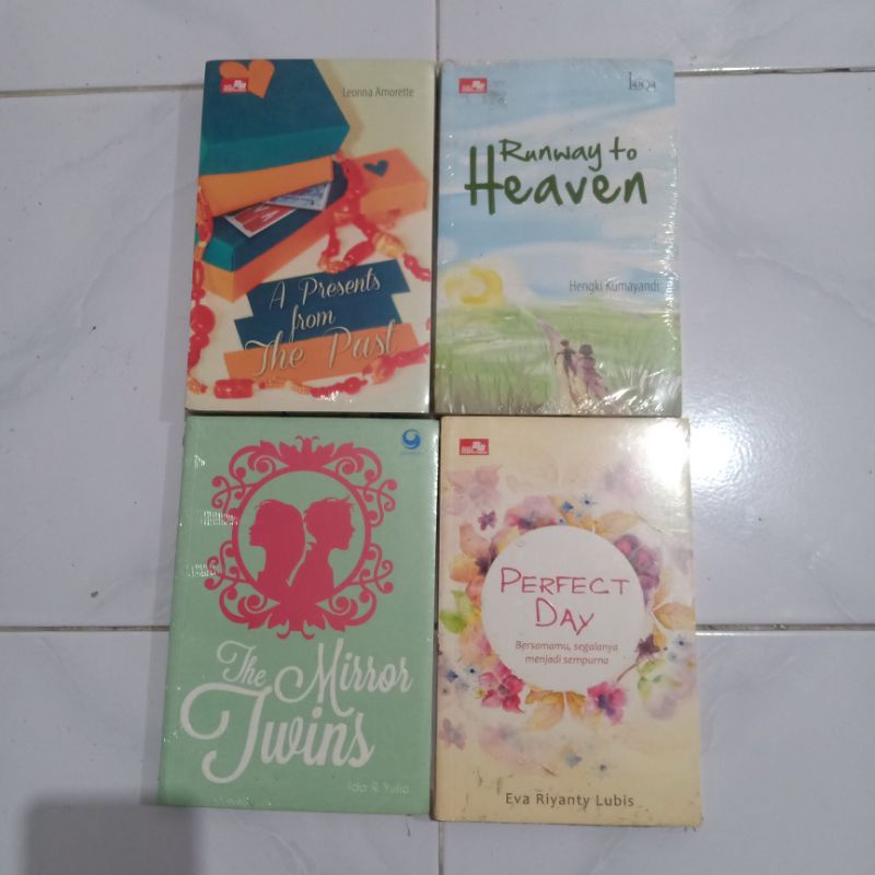 ( PROMO ) Obral paket murah ( isi 4 buku ) Novel remaja // fiksi // non fiksi // best seller // fantasi // romance // original // baru // new old stock-Paket 14