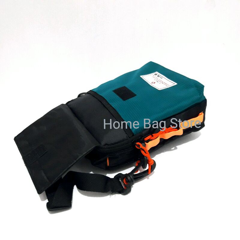 Tas Selempang Travel Pouch Style Korea Sling Bag Tas PriaTas Murah