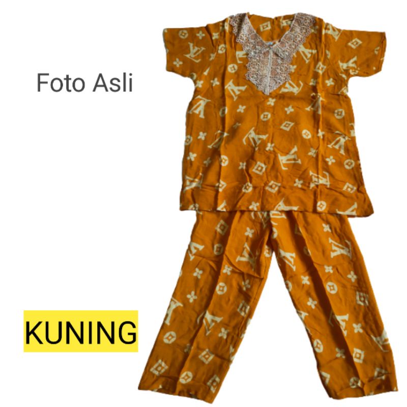 Stelan Anak Perempuan One Set Baju Anak Lengan Pendek Kekinian Modern Setelan Cewek Murah Motif Batik Setelan Celana Panjang Karet Untuk Balita Usia 2 3 4 5 6 7 Tahun Size M L XL Harga Grosir Bisa COD dan Ecer Pilih Warna Jahitan Rapih Rayon Aneka Warna