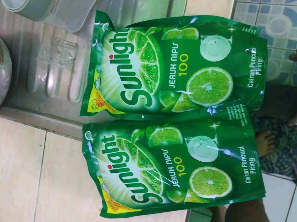 Sabun Cuci Piring Sunlight Jeruk Nipis
