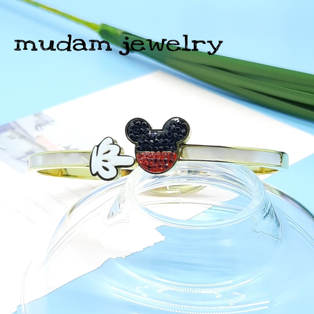 Gelang Tangan Titanium Desain Karakter Mickey Mouse Warna Gold dan Silver Plated 18K