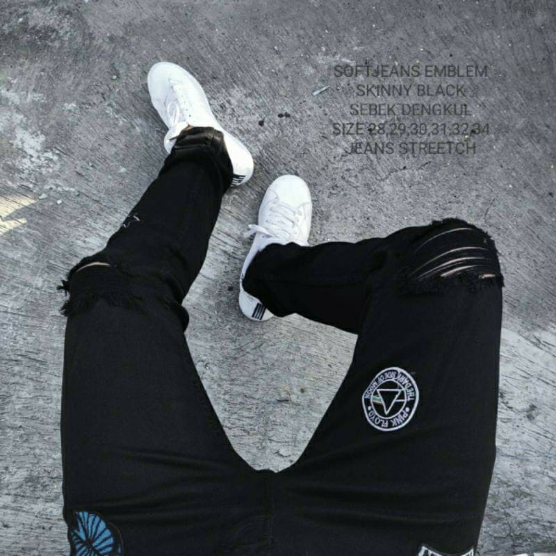 Jeans Sobek Bordir Emblem / Celana Soft Jeans Distro Sobek Emblem / Street Style Kekinian Remaja Dewasa Celana Jeans Panjang Pria Sobek / Jeans Casual Cuyth Emblem Bordir Sobek Premium / Celana Jeans Sobek Emblem Bordir Ori