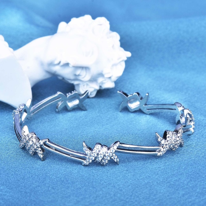 Fashion Hot Sale Diamond Pig Nose Bracelet