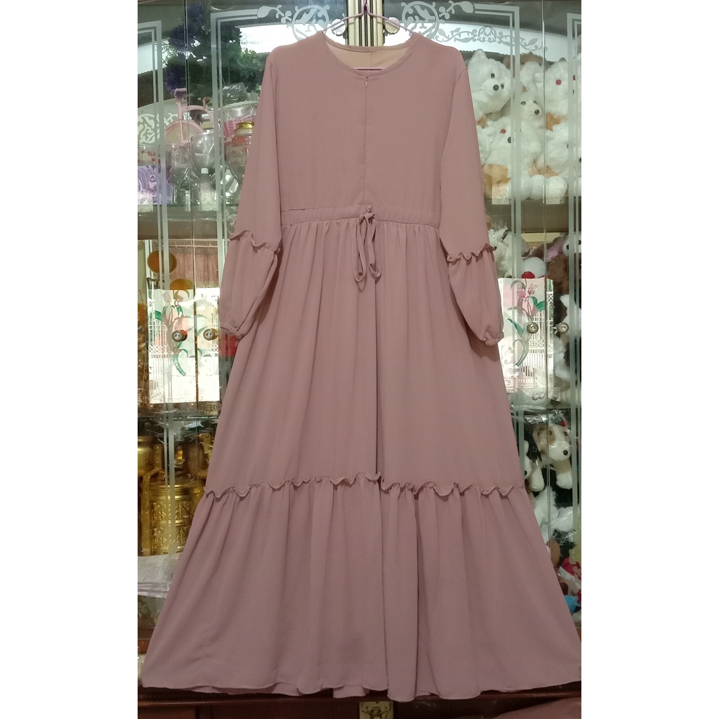 Dress tangan balon serut tengah