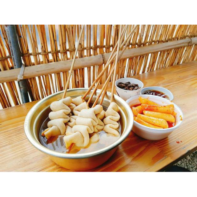 

Ready- Oden / Odeng / Eomuk / Korean Fishcake Import 200G 4Pc Tanpa Bumbu