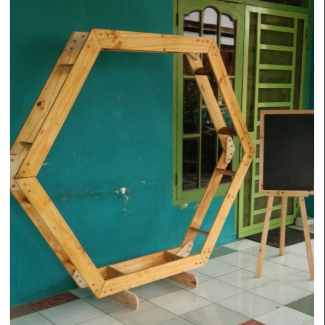 Backdrop Hexagonal bisa bongkar pasang